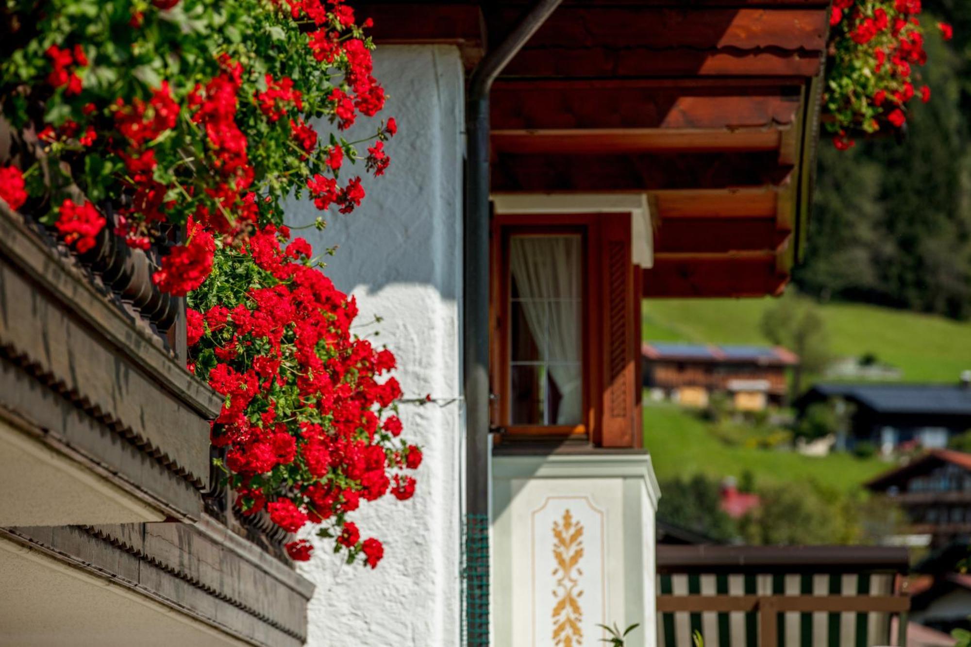 Hotel Zum Eichhof Reit im Winkl Exterior foto